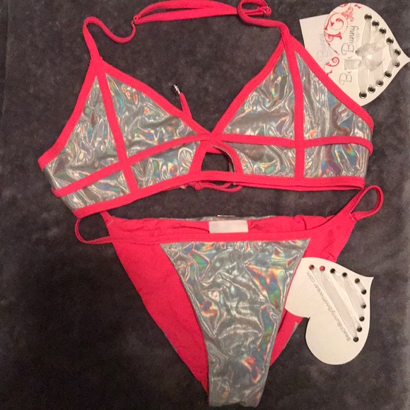 Beach Bunny Other - Beach Bunny blade Runner Swimwear set NWT